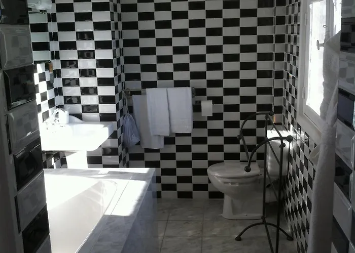 Ermitage מלון סן טרופז